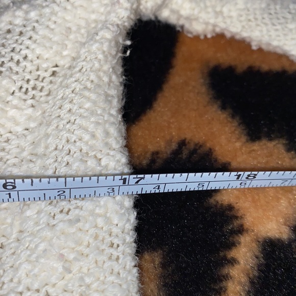 3/$30 Roxy Beach Sweater - Picture 8 of 8